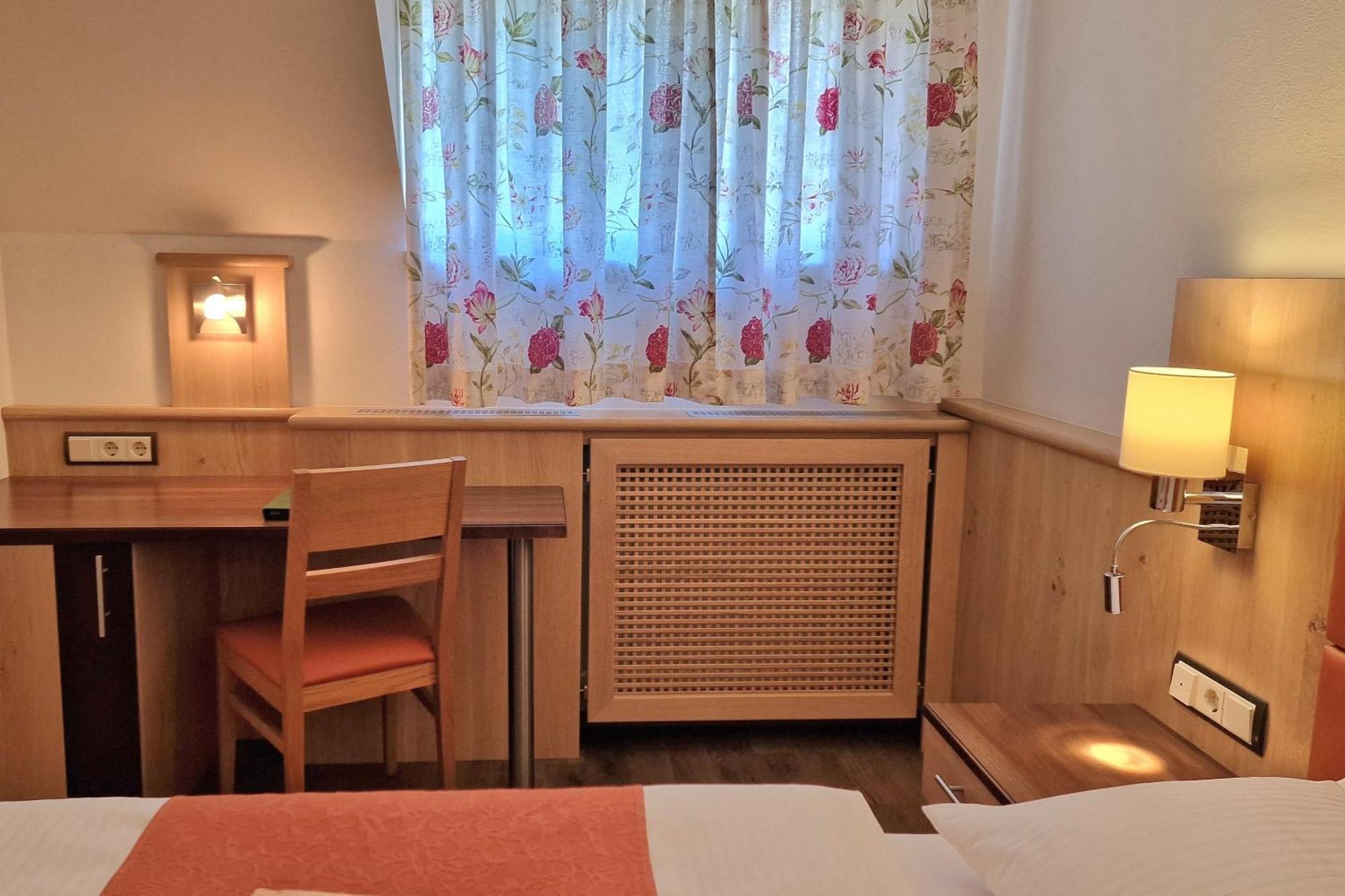 Landgasthof Trattnig シーフリング・アム・ゼー 部屋 写真